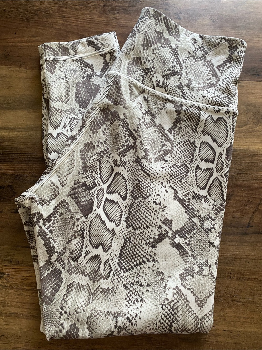 Victoria's Secret Snake-Print Leggings
